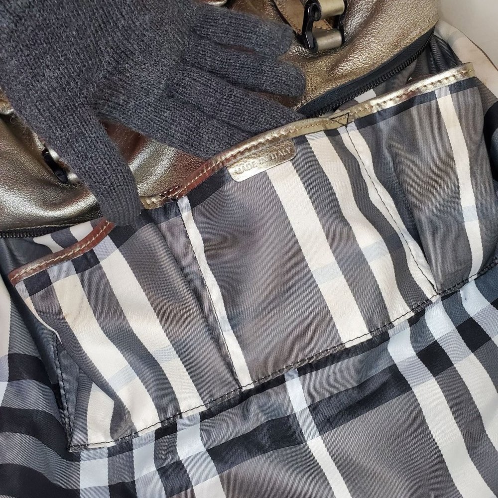 Burberry - Picture 4 of 9